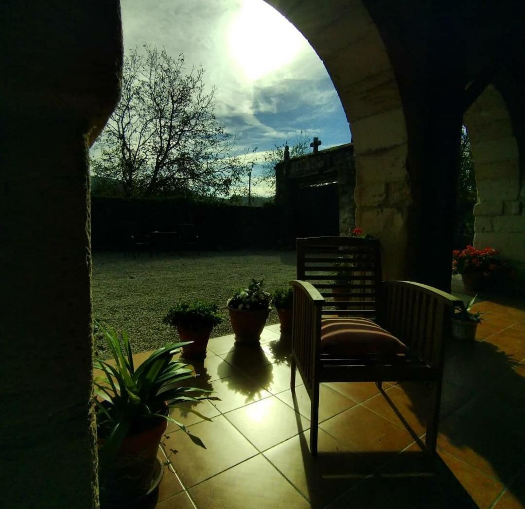 La Posada De Maria Villanueva de la Pena Exterior photo