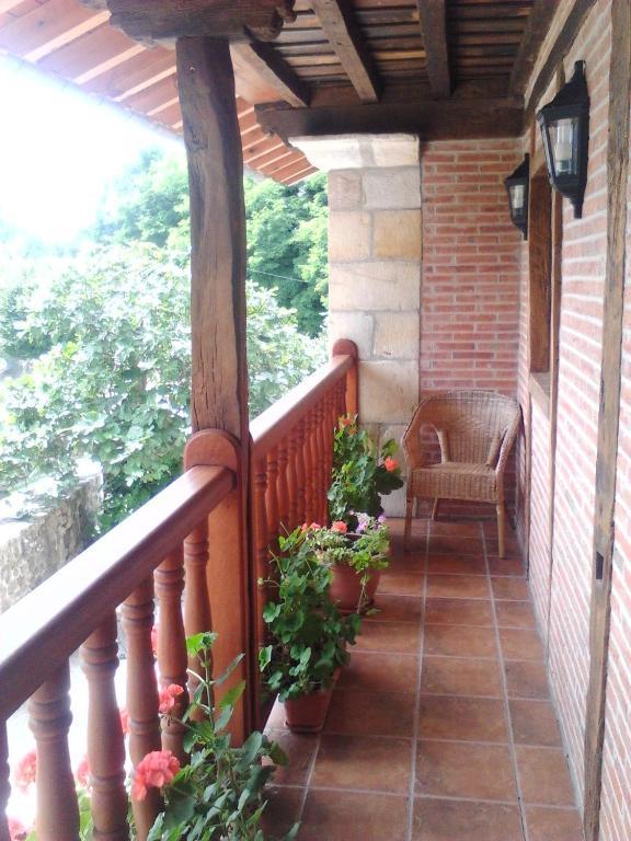 La Posada De Maria Villanueva de la Pena Exterior photo